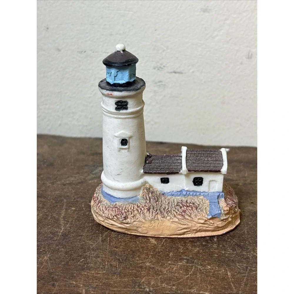 Lot Of 6 Miniature Lighthouses Resin No Doubles